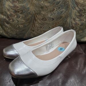 London Fog White and Silver Cap-Toe Ballet Flats